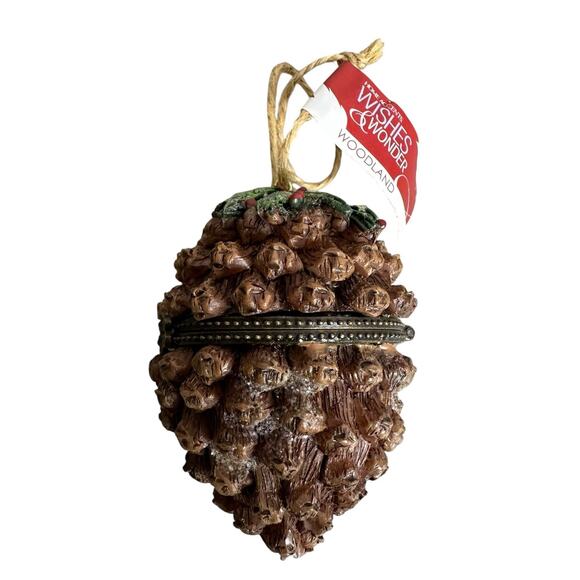 Home Accents Wishes and Wonder Woodland Ornament Nut Pinecone Treasure Box - Picture 2 of 9